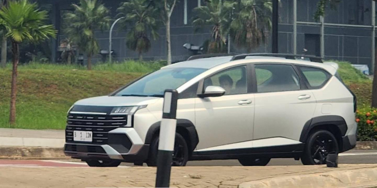 Hyundai Stargazer 2025 đổi kiểu dáng bớt “dị”, quyết hạ Xpander, Veloz Cross