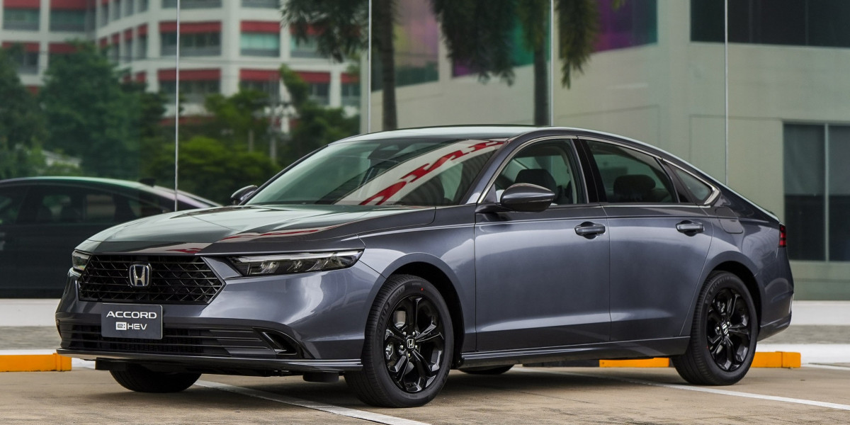 Honda Accord giảm giá bán, thêm tính năng an toàn và “uống” được xăng E20
