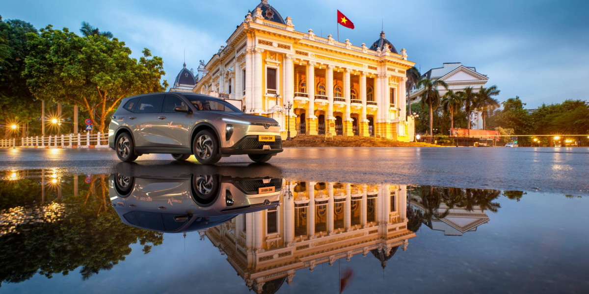 Xanh SM bổ sung dịch vụ taxi điện 7 chỗ cao cấp Xanh SM Limo