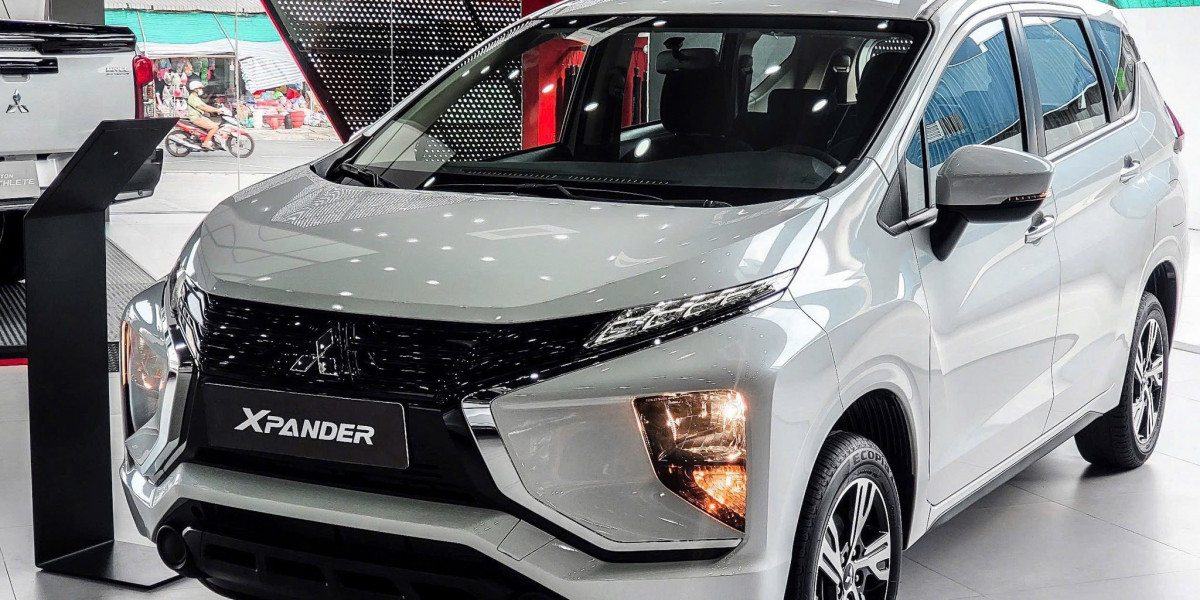 Loạt ô tô có ưu đãi “khủng”: Camry giảm 153 triệu, Xpander chưa tới 500 triệu đồng