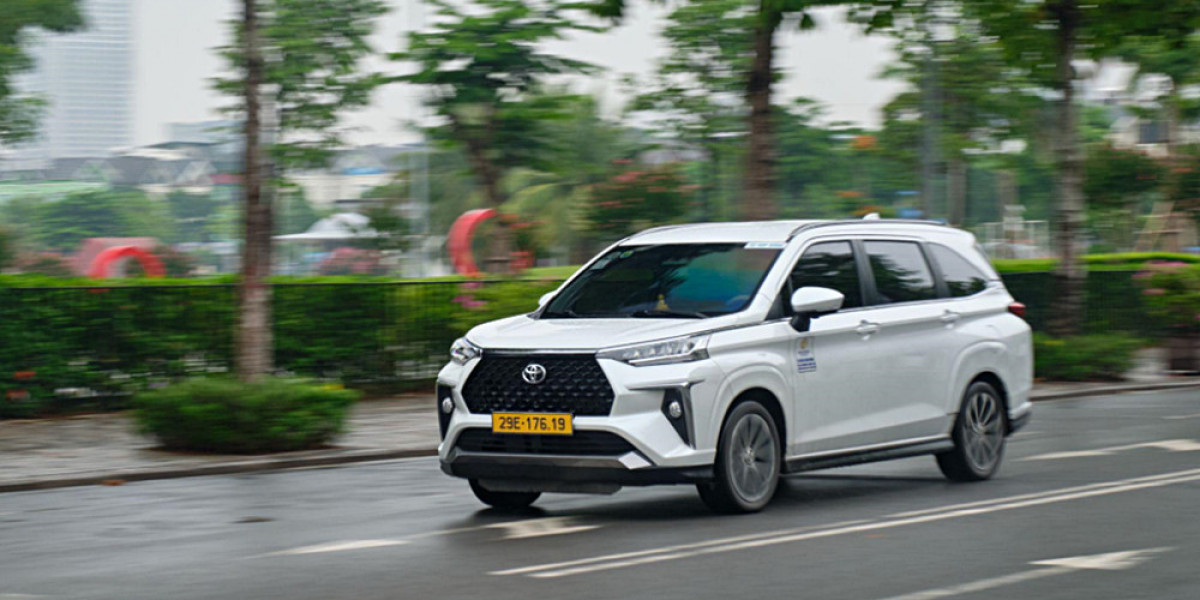 Toyota Veloz Cross - Lời giải cân bằng cho xu hướng chọn xe toàn diện