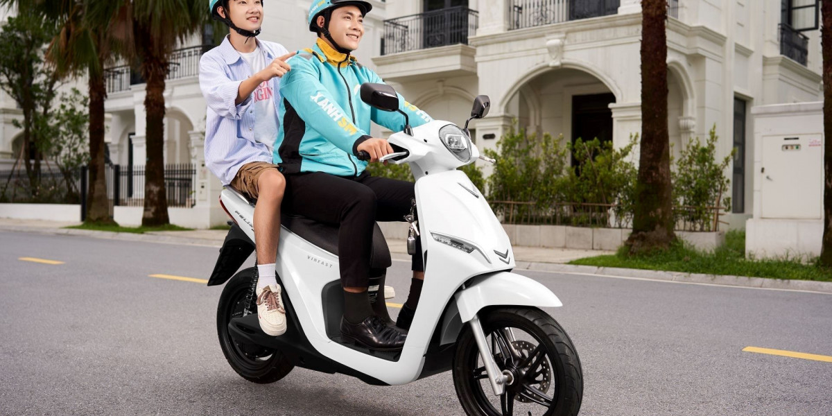 GSM miễn phí thuê, đổi pin 3 năm cho tài xế Xanh SM Bike