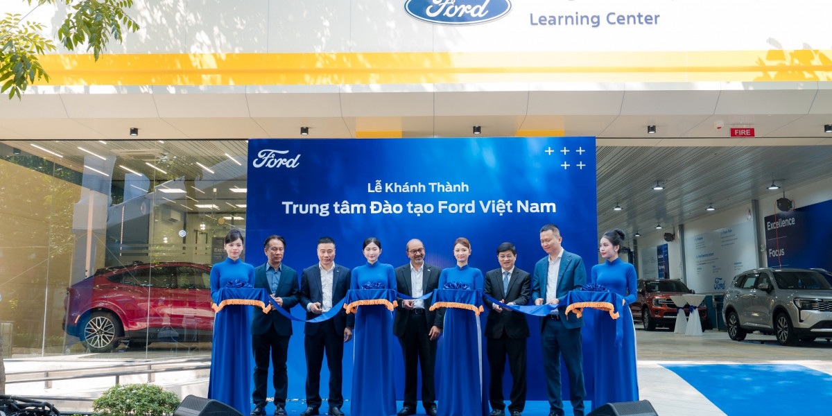 Ford Việt Nam khai trương Trung tâm Đào tạo và triển khai học bổng AutoTech, đẩy mạnh phát triển nguồn nhân lực