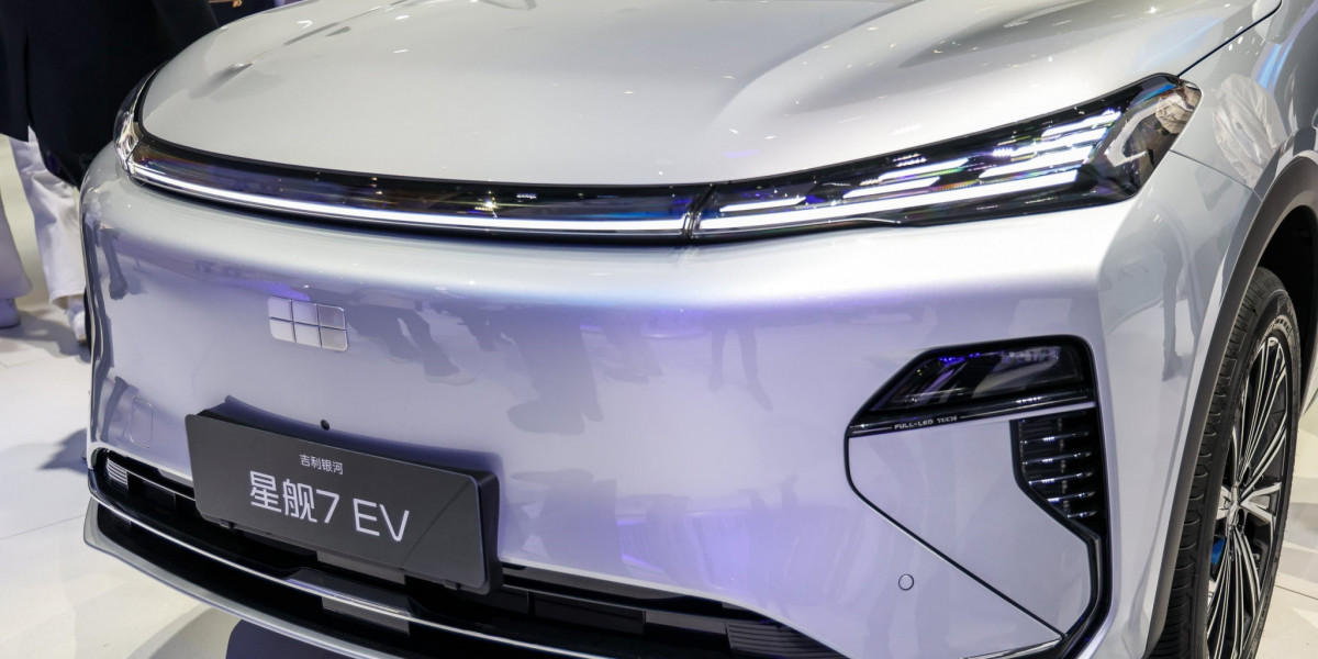 Xem Geely EX5 “phiên bản chạy điện của phiên bản PHEV của xe điện”(?!)